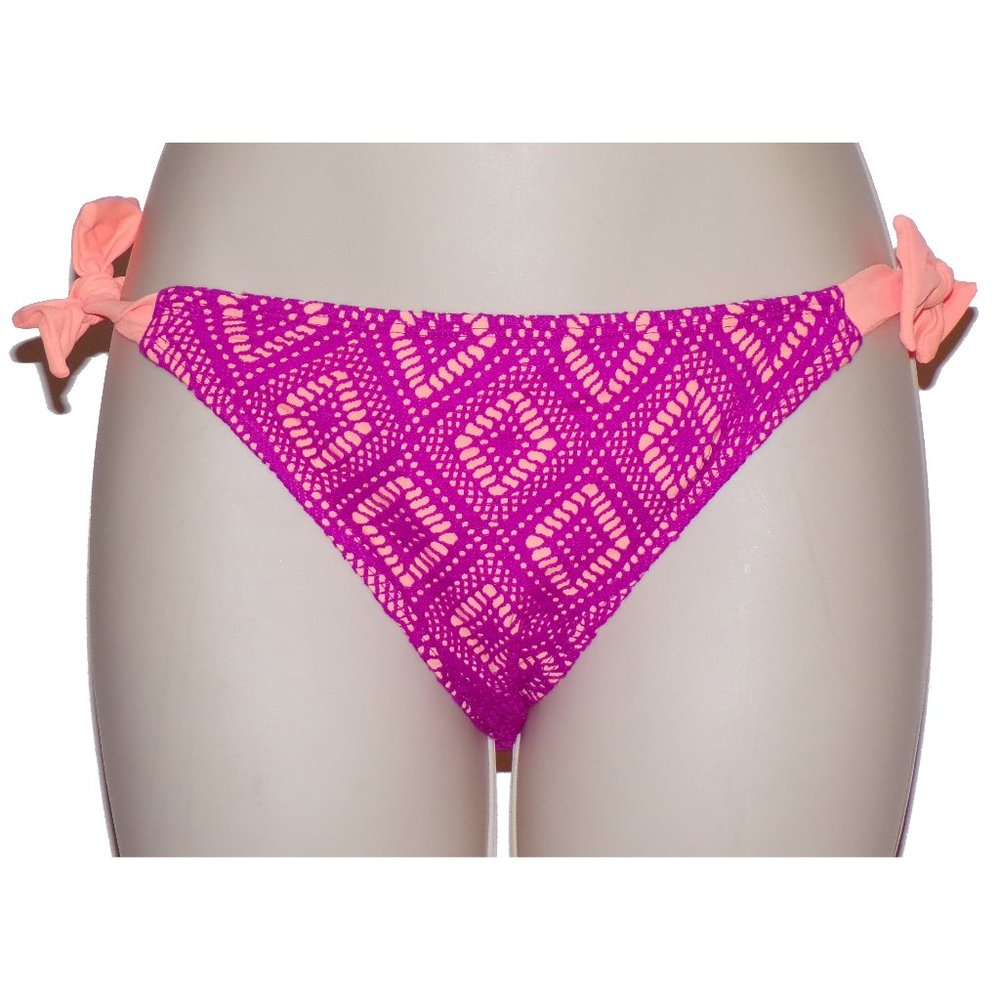 Hula Honey pink crochet bikini bottom